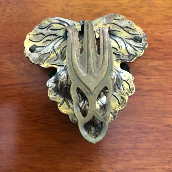 Vintage 1930s Brass and Green Glass Leaf Accent Dress Clip - Picture 3 of 3